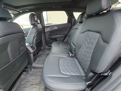 2023 Kia Sportage — photo 18 view
