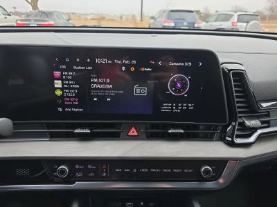 2023 Kia Sportage — photo 11 view