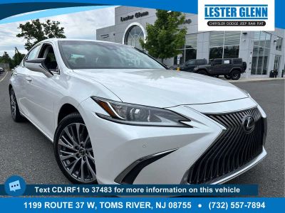 2020 Lexus ES 350 ES 350 in Eminent White Pearl — front three-quarter view