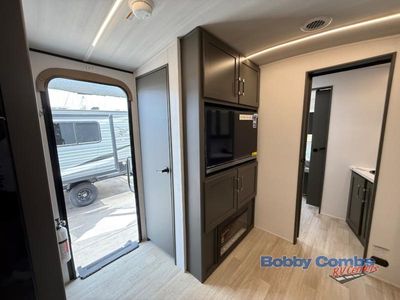 2025 Keystone RV Bullet - Photo 13