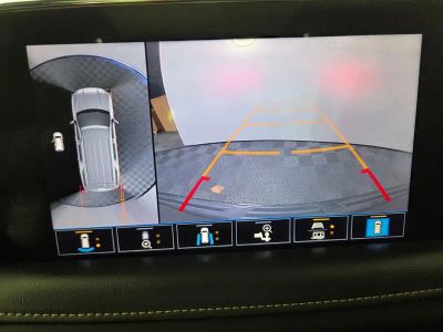 2021 GMC Yukon — photo 14 view