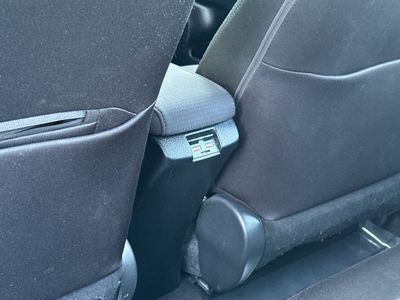 2022 Toyota Prius - Photo 14