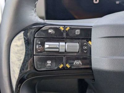 2025 Kia Sorento — photo 28 view