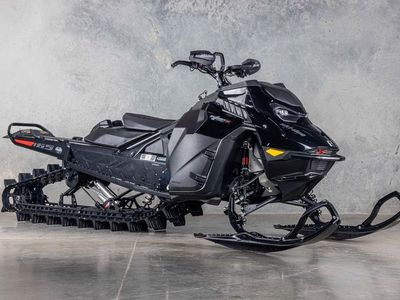 2024 Ski-Doo Summit X with Expert Package Rotax 850 E-TEC 165 S_Level 4.5 in. - Photo 2