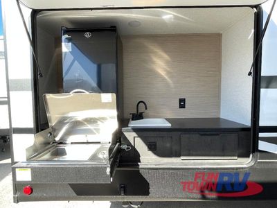 2025 CrossRoads RV Cruiser Aire - Photo 9