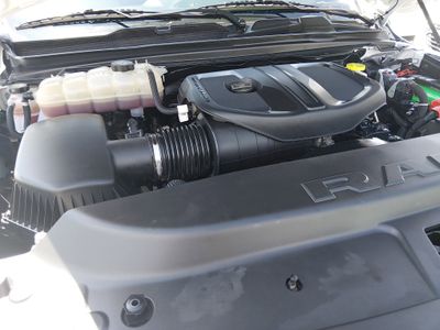 2025 Ram 1500 — photo 9 view