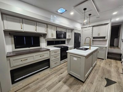 2026 Brinkley Model Z - Photo 18