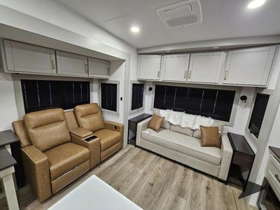 2026 Brinkley Model Z - Photo 12