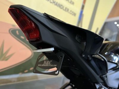 2026 Yamaha YZF-R3 - Photo 21