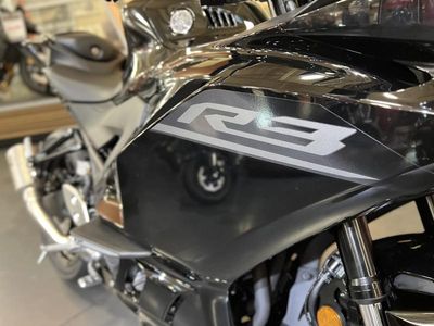 2026 Yamaha YZF-R3 - Photo 15