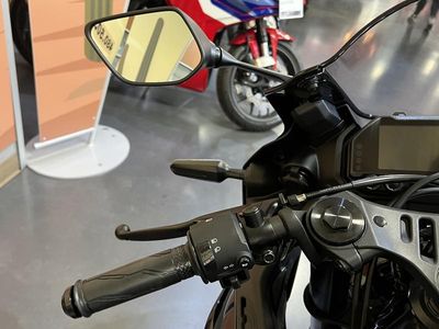 2026 Yamaha YZF-R3 - Photo 7