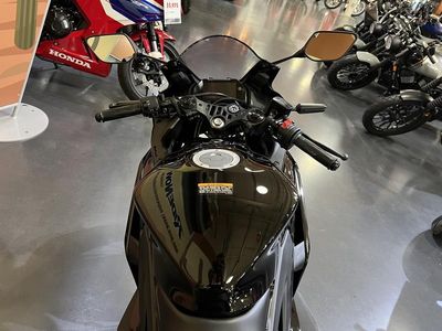 2026 Yamaha YZF-R3 - Photo 6
