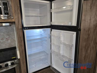 2023 Palomino SolAire - Photo 23