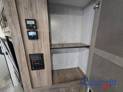 2023 Palomino SolAire - Photo 18
