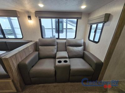 2023 Palomino SolAire - Photo 14