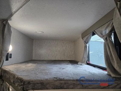 2023 Palomino SolAire - Photo 25