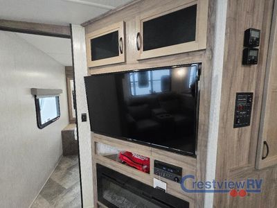 2023 Palomino SolAire - Photo 16