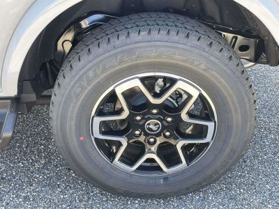 2026 Ford Bronco — photo 9 view