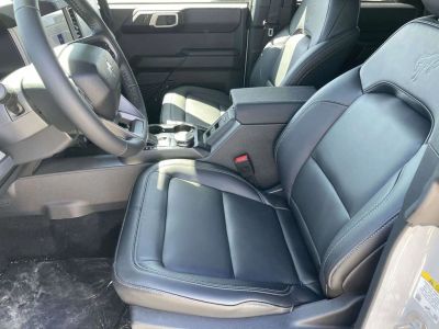 2026 Ford Bronco — photo 13 view