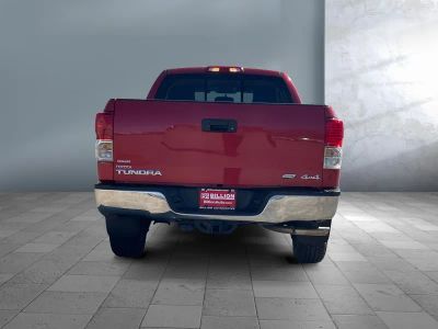 2012 Toyota Tundra 4WD Truck — detail view