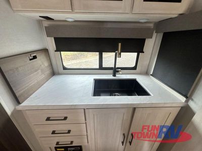 2026 Forest River RV Surveyor Legend - Photo 15