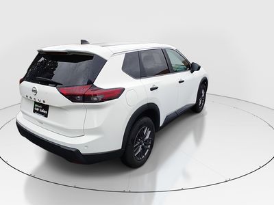2024 Nissan Rogue — photo 7 view