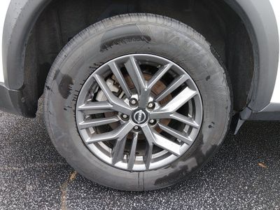 2024 Nissan Rogue — photo 10 view