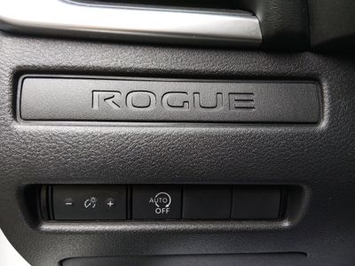2024 Nissan Rogue — photo 13 view