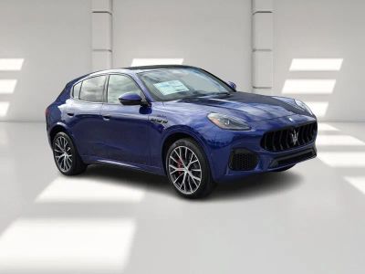 2026 Maserati Grecale Modena — front three-quarter view
