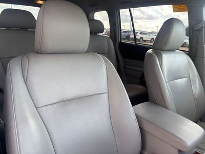 2013 Toyota Highlander - Photo 18