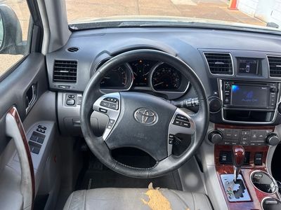 2013 Toyota Highlander - Photo 4