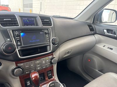 2013 Toyota Highlander - Photo 15