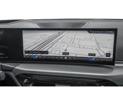 2026 BMW 3 Series — photo 13 view