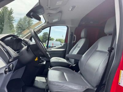 2017 Ford Transit-150 — detail view