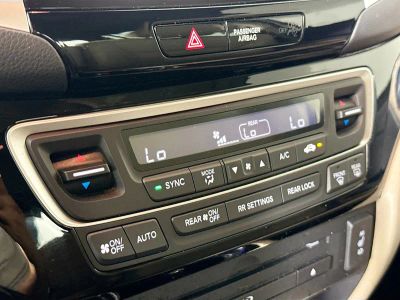 2016 Honda Pilot — photo 16 view