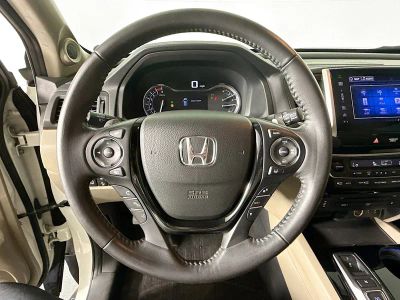 2016 Honda Pilot — photo 9 view