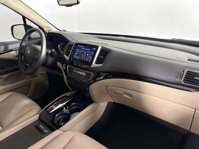 2016 Honda Pilot — photo 35 view