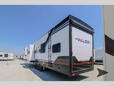 2026 Alliance RV Valor - Photo 5