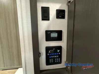 2026 Forest River RV Rockwood Signature - Photo 15