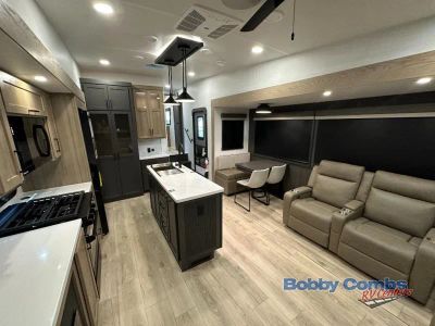 2026 Forest River RV Rockwood Signature - Photo 5