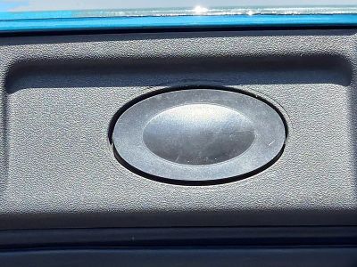 2023 Rivian R1S — photo 13 view
