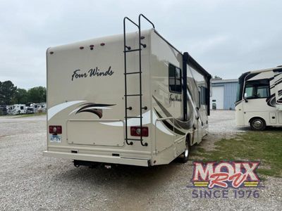 2018 Thor Motor Coach Four Winds - Photo 8