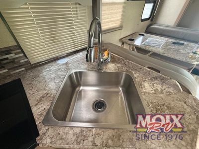 2018 Thor Motor Coach Four Winds - Photo 20