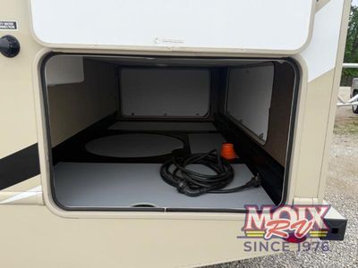 2018 Thor Motor Coach Four Winds - Photo 5