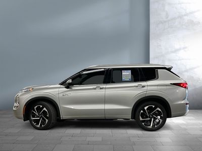 2023 Mitsubishi Outlander PHEV - Photo 6