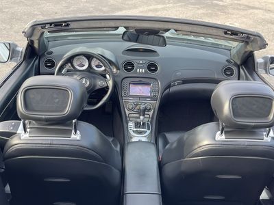 2011 Mercedes-Benz SL-Class - Photo 25