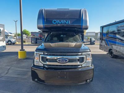 2022 Thor Motor Coach OMNI — photo 31 view