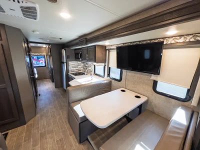 2022 Thor Motor Coach OMNI — photo 7 view