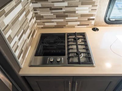 2022 Thor Motor Coach OMNI — photo 12 view