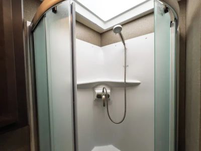 2022 Thor Motor Coach OMNI — photo 16 view